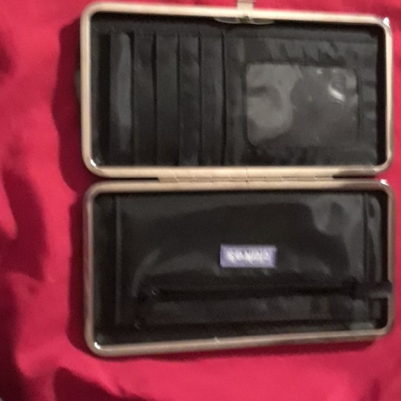 Wallet - Picture 2 of 4